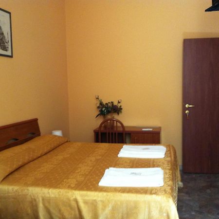 San Daniele Bundi House Otel Roma Dış mekan fotoğraf