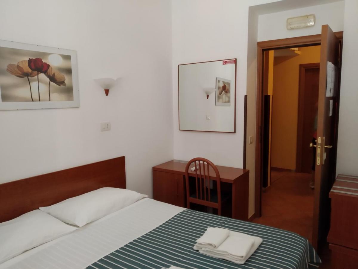 San Daniele Bundi House Otel Roma Dış mekan fotoğraf