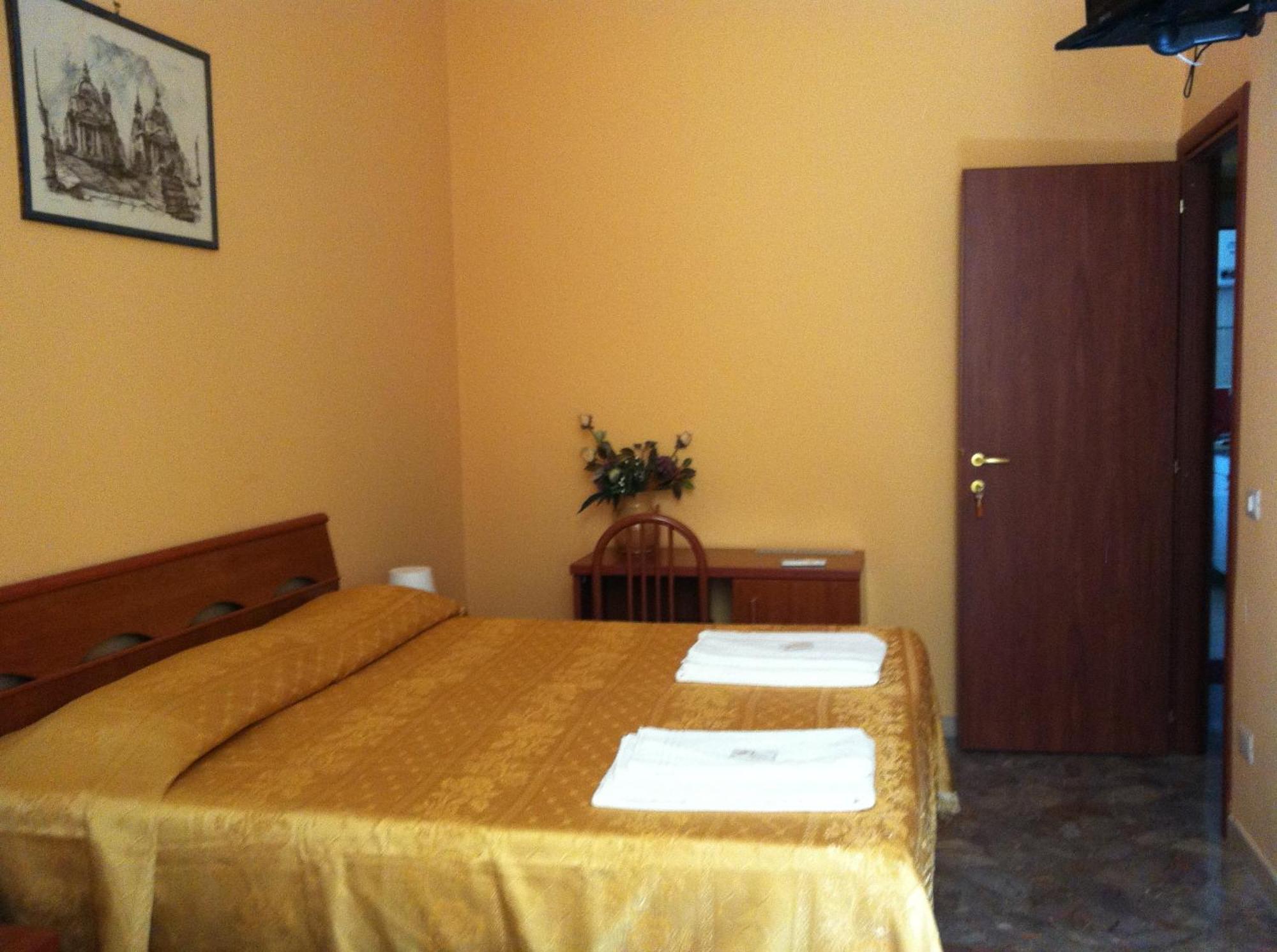 San Daniele Bundi House Otel Roma Dış mekan fotoğraf